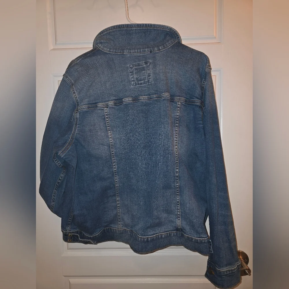 Womens XL Jean Jacket - Picture 3 of 3